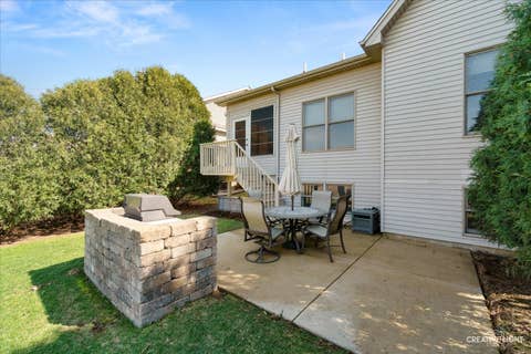 Tiny photo for 574 Sudbury Circle, Oswego, IL 60543 (MLS # 12637659)