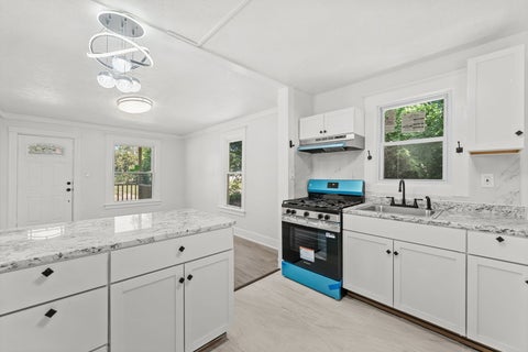 Tiny photo for 928 Lincoln Avenue, Rockford, IL 61102 (MLS # 12758911)