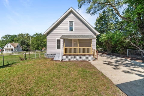 Tiny photo for 928 Lincoln Avenue, Rockford, IL 61102 (MLS # 12758911)