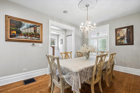 Tiny photo for 16 S Monroe Street, Hinsdale, IL 60521 (MLS # 12764960)