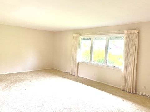 Tiny photo for 1850 Kensington Place, Aurora, IL 60506 (MLS # 12631278)