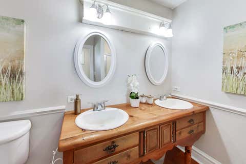 Tiny photo for 2074 Greenview Road, Northbrook, IL 60062 (MLS # 12678813)