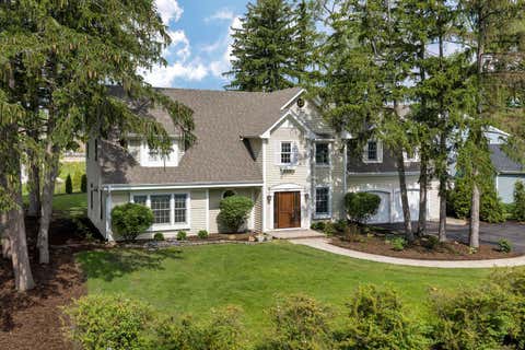 Photo of 2074 Greenview Road, Northbrook, IL 60062 (MLS # 12678813)