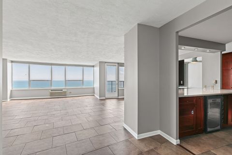 Tiny photo for 940 W Glenlake Avenue #34B, Chicago, IL 60660 (MLS # 12604377)