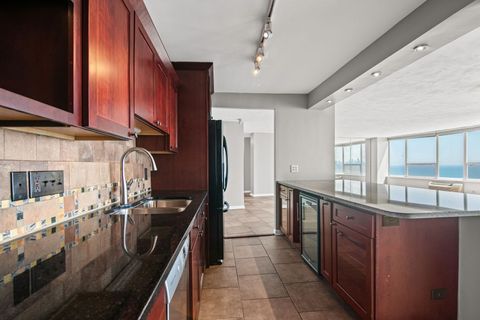 Tiny photo for 940 W Glenlake Avenue #34B, Chicago, IL 60660 (MLS # 12604377)