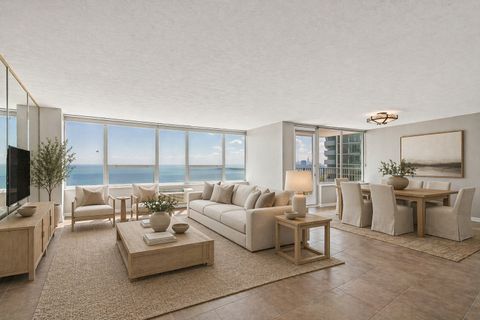 Tiny photo for 940 W Glenlake Avenue #34B, Chicago, IL 60660 (MLS # 12604377)