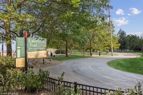 Tiny photo for 940 W Glenlake Avenue #34B, Chicago, IL 60660 (MLS # 12604377)