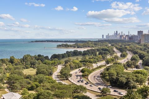 Tiny photo for 940 W Glenlake Avenue #34B, Chicago, IL 60660 (MLS # 12604377)