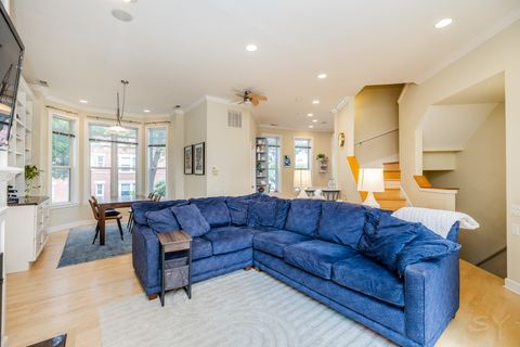 Tiny photo for 4359 N Campbell Avenue, Chicago, IL 60618 (MLS # 12676113)
