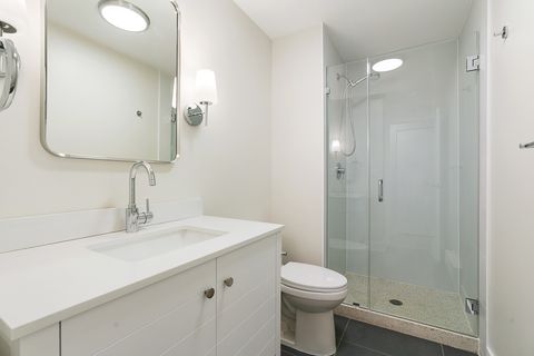 Tiny photo for 6033 N Sheridan Road #8E, Chicago, IL 60660 (MLS # 12512081)