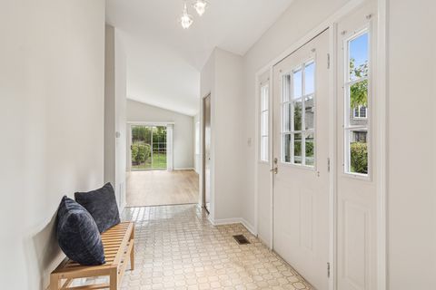 Tiny photo for 381 BENTLEY Place, Buffalo Grove, IL 60089 (MLS # 12517983)