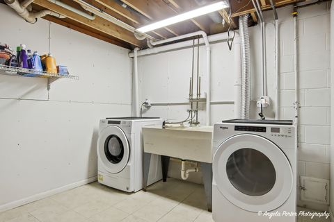 Tiny photo for 4833 Eastwood Court, Waukegan, IL 60087 (MLS # 12624840)