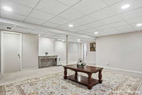 Tiny photo for 4833 Eastwood Court, Waukegan, IL 60087 (MLS # 12624840)