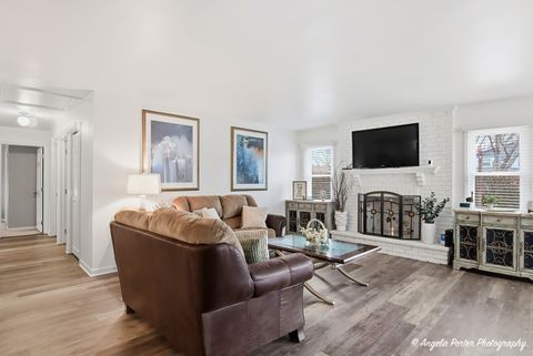 Tiny photo for 4833 Eastwood Court, Waukegan, IL 60087 (MLS # 12624840)