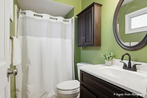 Tiny photo for 4833 Eastwood Court, Waukegan, IL 60087 (MLS # 12624840)