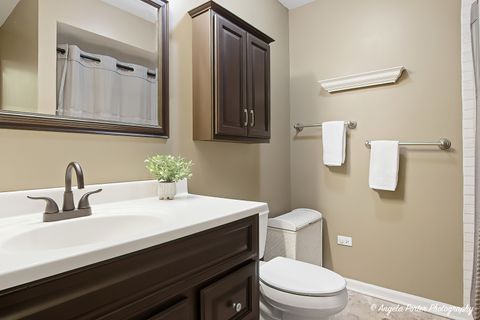 Tiny photo for 4833 Eastwood Court, Waukegan, IL 60087 (MLS # 12624840)