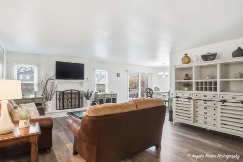 Tiny photo for 4833 Eastwood Court, Waukegan, IL 60087 (MLS # 12624840)