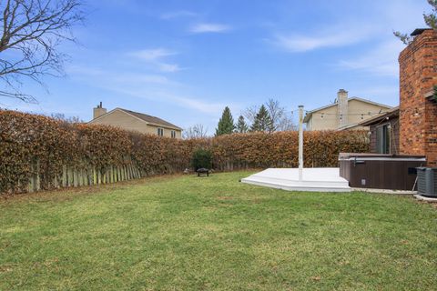 Tiny photo for 4833 Eastwood Court, Waukegan, IL 60087 (MLS # 12624840)