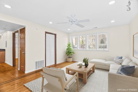 Tiny photo for 125 Callan Avenue #1W, Evanston, IL 60202 (MLS # 12626259)
