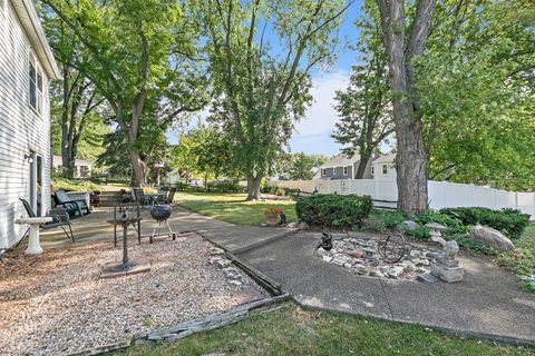 Tiny photo for 1590 Adams Avenue, St. Charles, IL 60174 (MLS # 12479342)