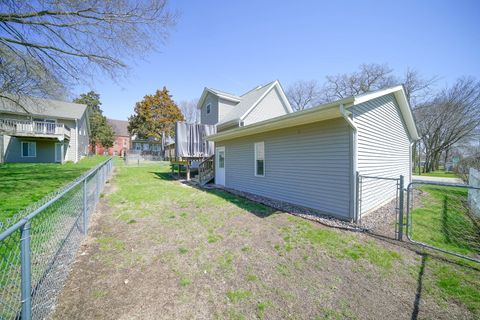 Tiny photo for 711 Taylor Street, Pecatonica, IL 61063 (MLS # 12613201)