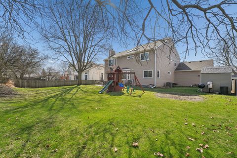 Tiny photo for 829 Renaissance Drive, Carol Stream, IL 60188 (MLS # 12605796)