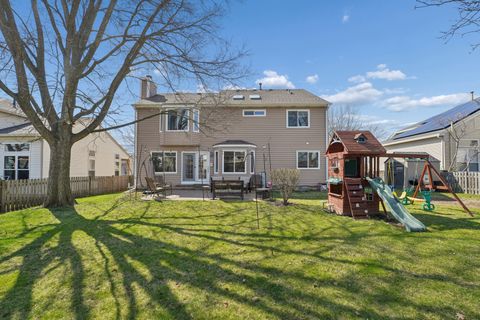 Tiny photo for 829 Renaissance Drive, Carol Stream, IL 60188 (MLS # 12605796)