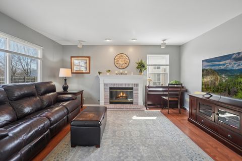 Tiny photo for 829 Renaissance Drive, Carol Stream, IL 60188 (MLS # 12605796)