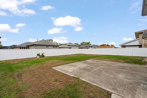 Tiny photo for 13412 Le Claire Avenue, Crestwood, IL 60418 (MLS # 12387645)