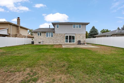 Tiny photo for 13412 Le Claire Avenue, Crestwood, IL 60418 (MLS # 12387645)