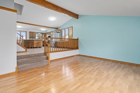 Tiny photo for 13412 Le Claire Avenue, Crestwood, IL 60418 (MLS # 12387645)