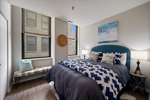 Tiny photo for 740 S Federal Street #701, Chicago, IL 60605 (MLS # 12602596)