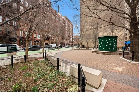 Tiny photo for 740 S Federal Street #701, Chicago, IL 60605 (MLS # 12602596)
