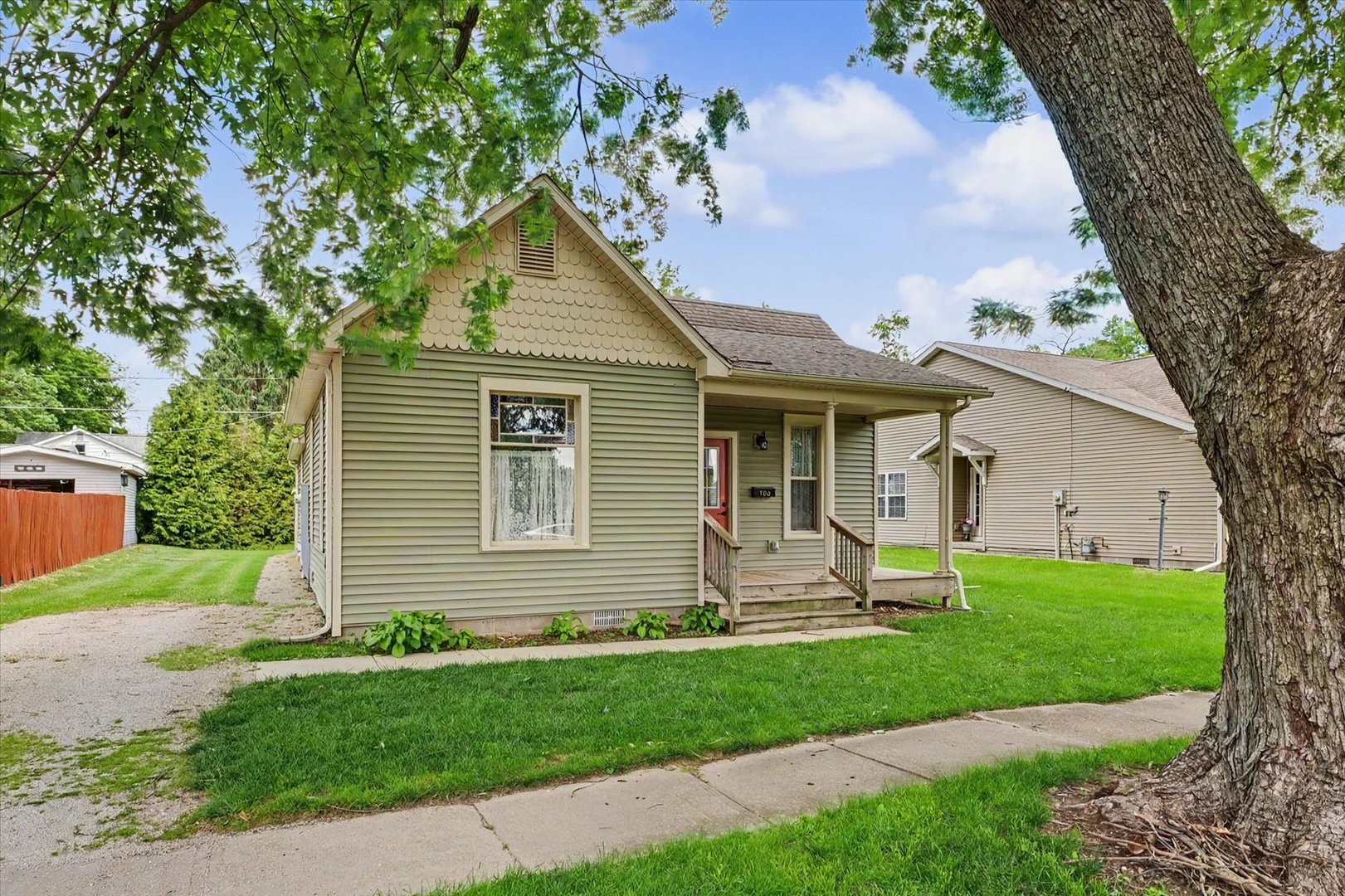 708 E Center Street