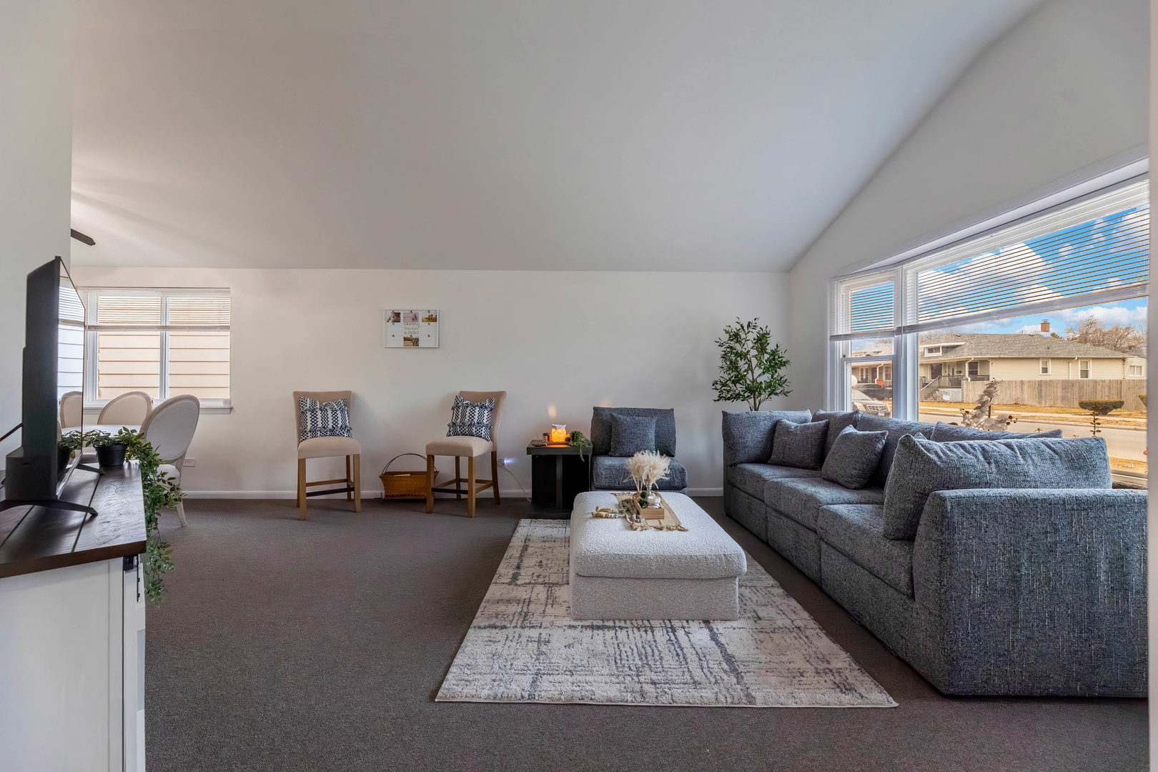 10029 S Wentworth Avenue