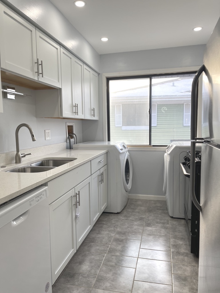 1475 Sacramento Drive