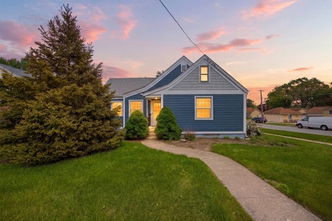 Photo of 555 S LIBERTY Street, Elgin, IL 60120 (MLS # 12645736)