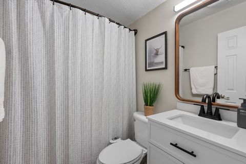 Tiny photo for 318 W Oak Street, Eldridge, IA 52748 (MLS # 12557183)