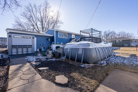 Tiny photo for 318 W Oak Street, Eldridge, IA 52748 (MLS # 12557183)