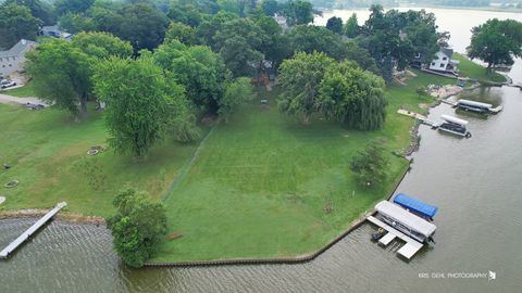 Tiny photo for 532 Circle Drive, Fox Lake, IL 60020 (MLS # 12434884)