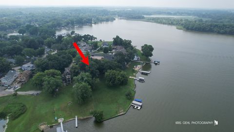 Tiny photo for 532 Circle Drive, Fox Lake, IL 60020 (MLS # 12434884)