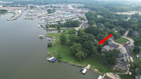 Tiny photo for 532 Circle Drive, Fox Lake, IL 60020 (MLS # 12434884)