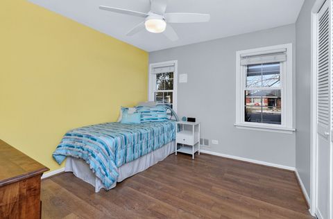 Tiny photo for 5825 109th Street, Chicago Ridge, IL 60415 (MLS # 12572366)