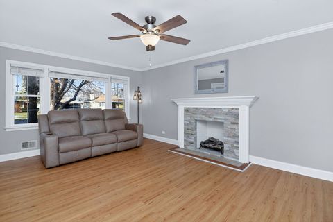 Tiny photo for 5825 109th Street, Chicago Ridge, IL 60415 (MLS # 12572366)