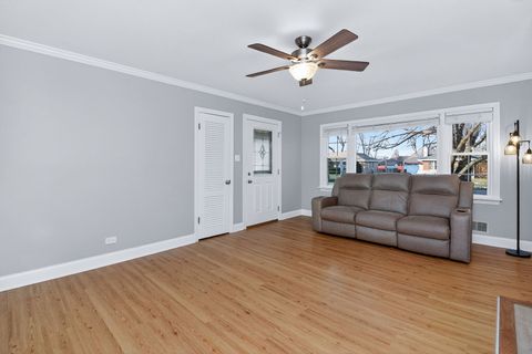 Tiny photo for 5825 109th Street, Chicago Ridge, IL 60415 (MLS # 12572366)