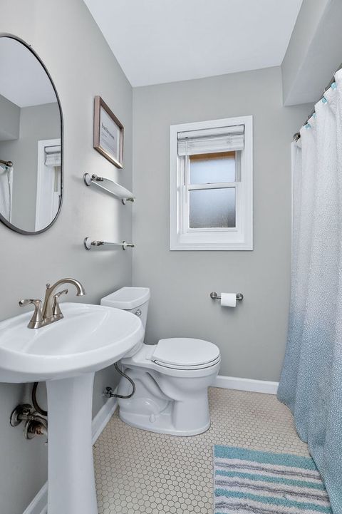 Tiny photo for 5825 109th Street, Chicago Ridge, IL 60415 (MLS # 12572366)