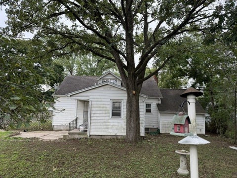 Tiny photo for 3904 Grove Avenue, McHenry, IL 60050 (MLS # 12760187)