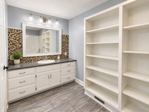 Tiny photo for 209 S Stotlar Street, Benton, IL 62812 (MLS # 12753934)
