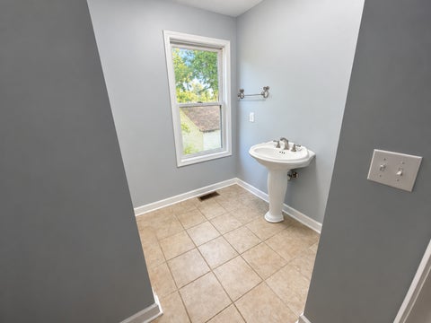 Tiny photo for 209 S Stotlar Street, Benton, IL 62812 (MLS # 12753934)