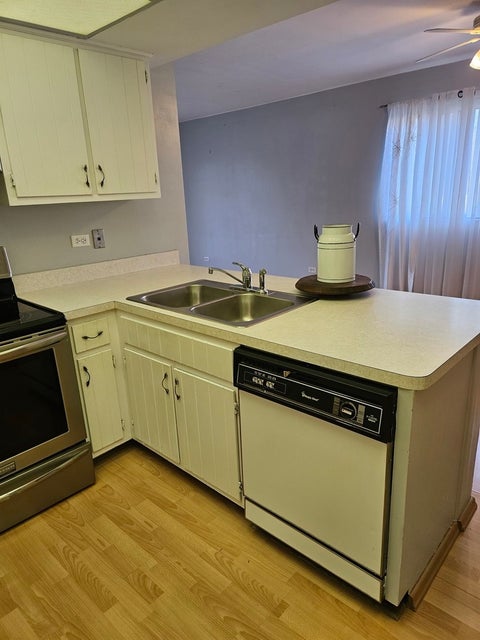 Tiny photo for 9817 Treetop Drive #2A, Orland Park, IL 60462 (MLS # 12719670)